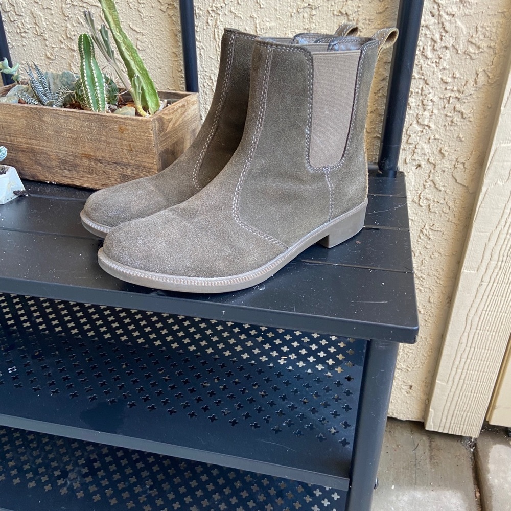 Chelsea boot from Kodiak
